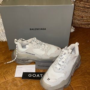 SOLD‼️ Balenciaga Triple S Clear